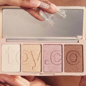 NWT ToyFactory Dream Set Highlighter Pallet NIB Full Size